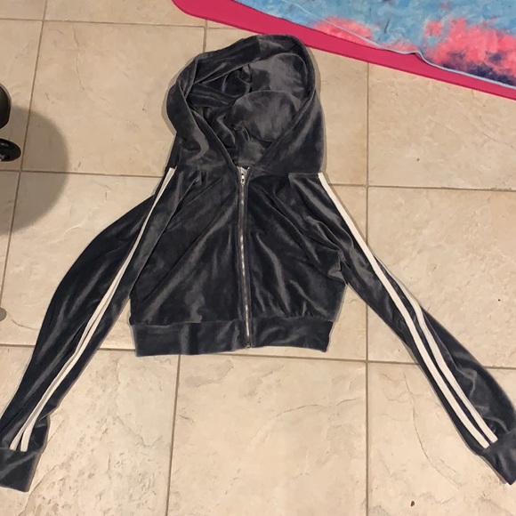 BOUTIQUE velour tracksuit - Picture 2 of 3